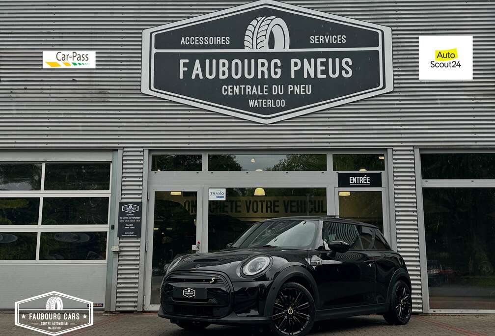 MINI *1-PROPRIETAIRE/1-OWNER*TVA-21%-VAT*FULL-OPTION*PANO+CUIR+HARMAN+CAMERA+++