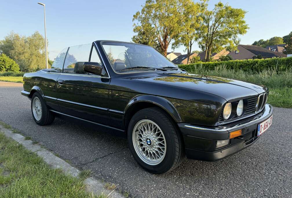 BMW E30