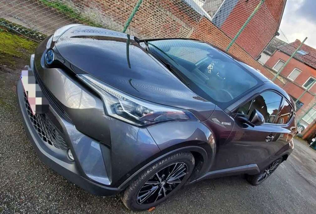 Toyota Hybrid 1.8i VVT-i C-Hic E-CVT(EU6.2)