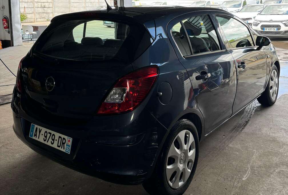 Opel Corsa 1.2i Enjoy