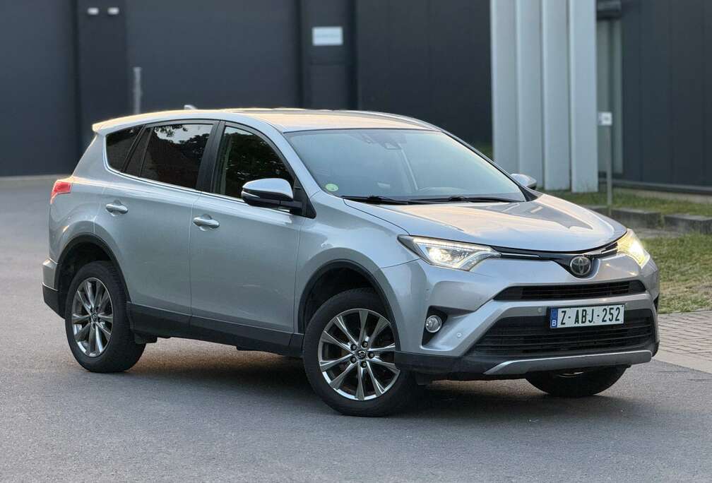 Toyota 2.0 D-4D 2WD Dynamic // Euro 6B
