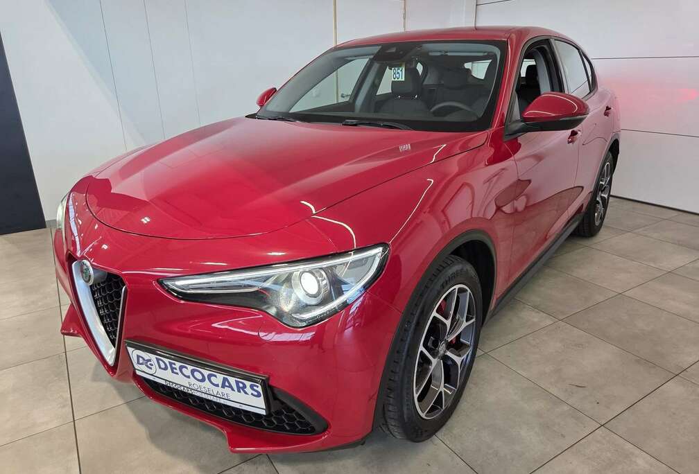 Alfa Romeo Camera, Cruise control, Keyless, Automaat, Half leder/half stof, Park Assist