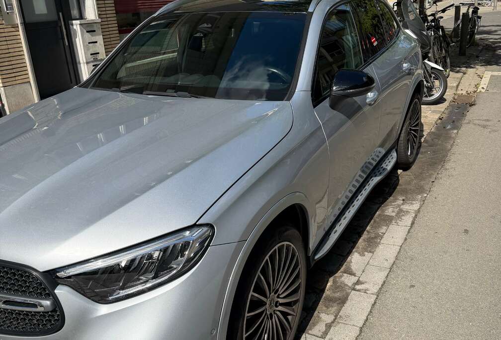 Mercedes-Benz GLC 220 d AMG Line AMG Line