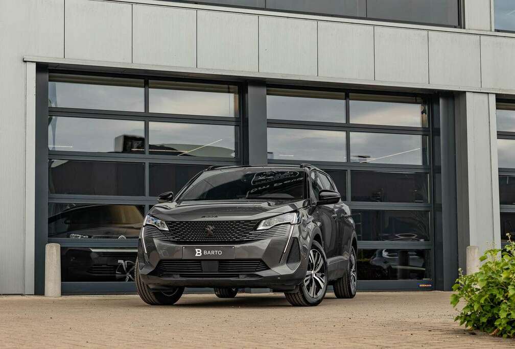 Peugeot GT  Automaat 130pk  Black Pack  7-zit  Zete...