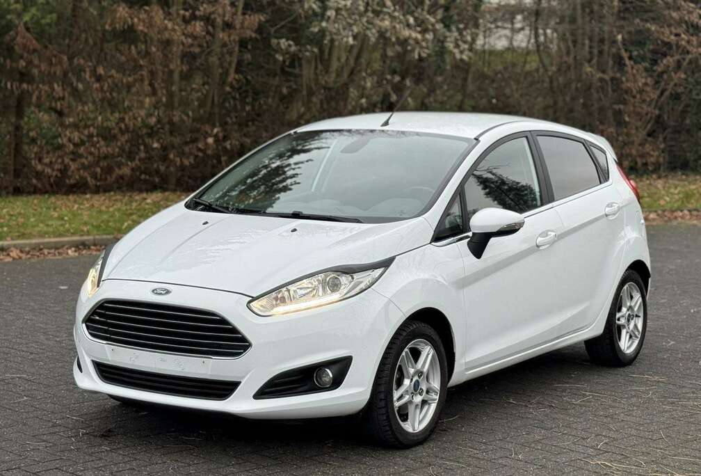 Ford 70.000km prete à immatriculer