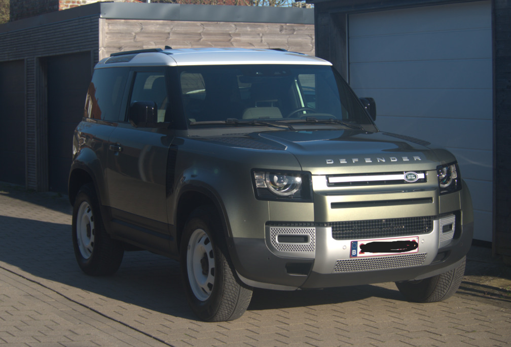 Land Rover Defender 90 3.0 D MHEV D250 SE