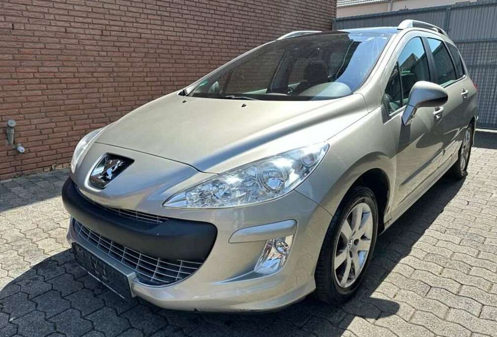 Peugeot SW 1.6i Premium