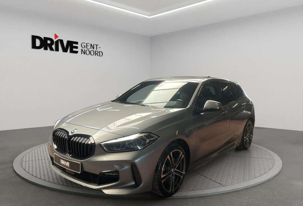 BMW 116d AUT M-PACK*Vervarmdezetels*NAVI*Led*AppConnect*PDC