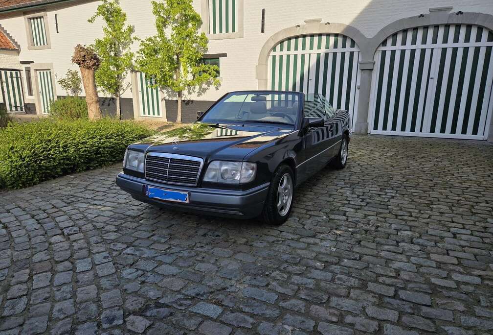 Mercedes-Benz E 220 Cabrio