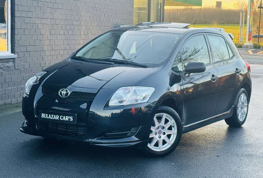 Toyota Auris 1.4i VVT-i GARANTI TOI OUVRANT RADIO CD