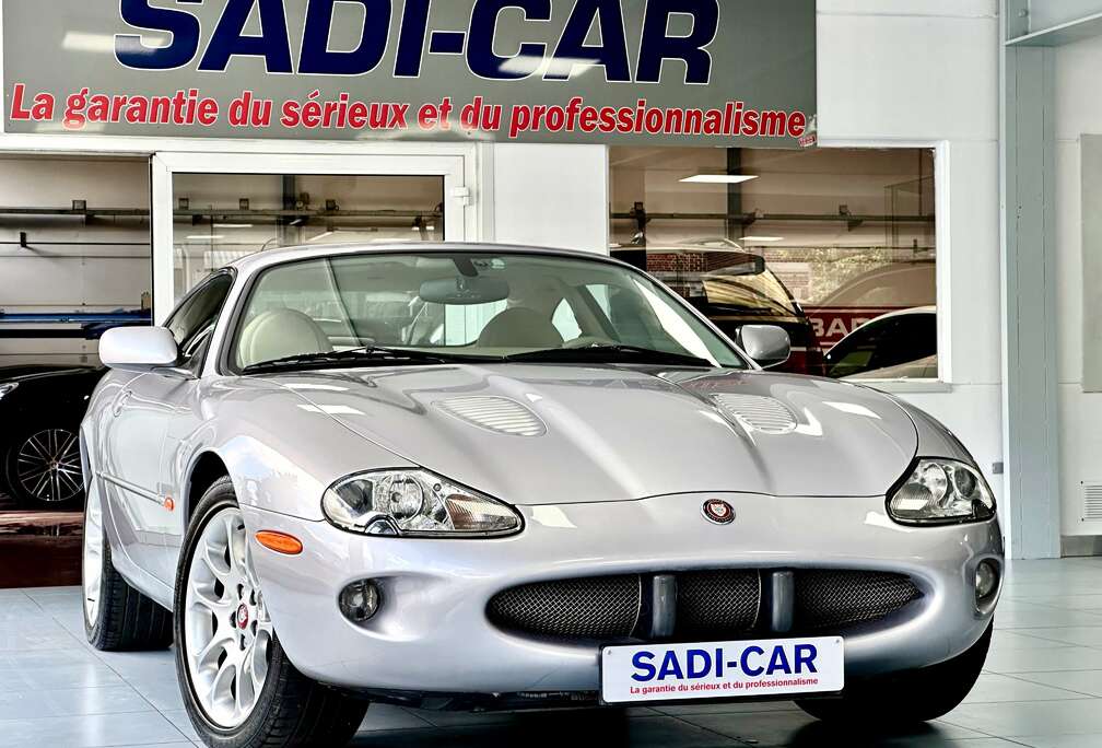 Jaguar 4.0i V8 Supercharged 363cv - 32v S/C