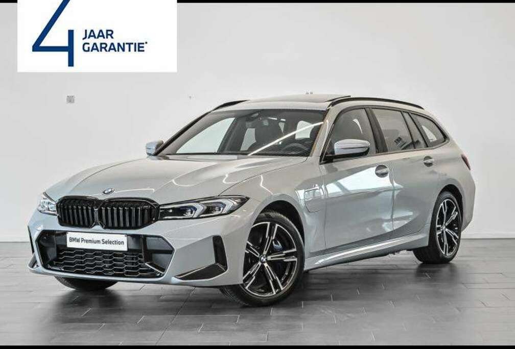 BMW e xDrive Touring/M-Sport/Sport Brakes Blue/Towbar