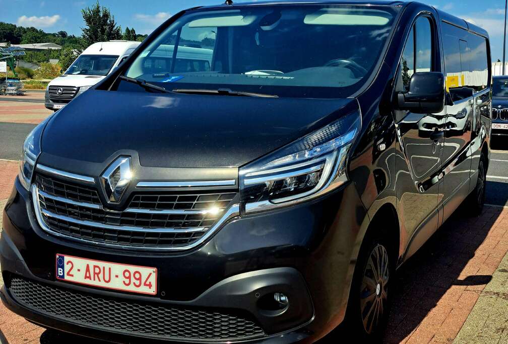 Renault 2.0 dCi 29 L2H1 Grand Confort EDC