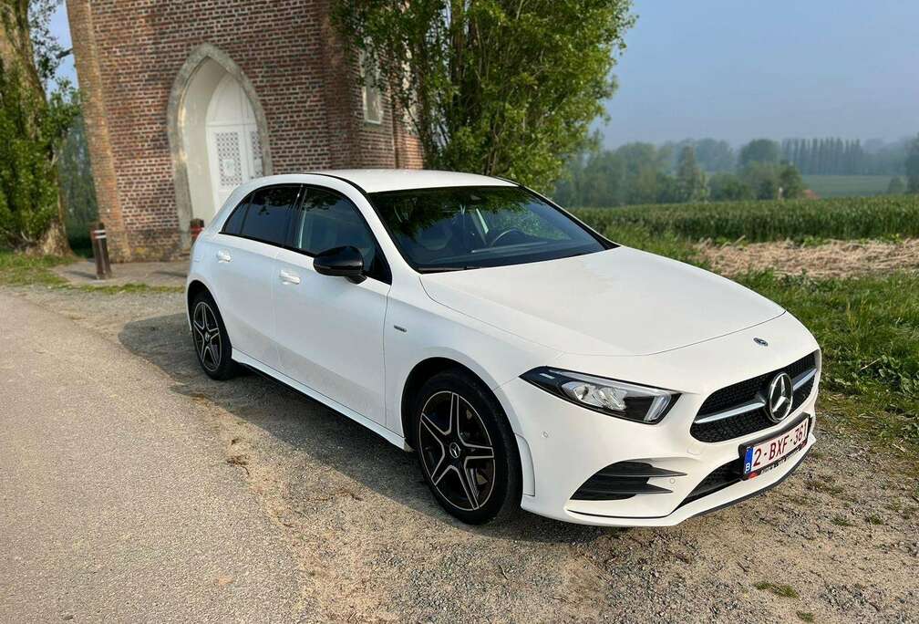 Mercedes-Benz A 250 e 8G-DCT Edition 2021