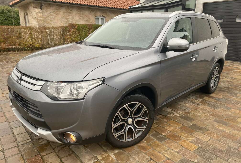 Mitsubishi 7pl 2.2 DI-D 4WD Instyle