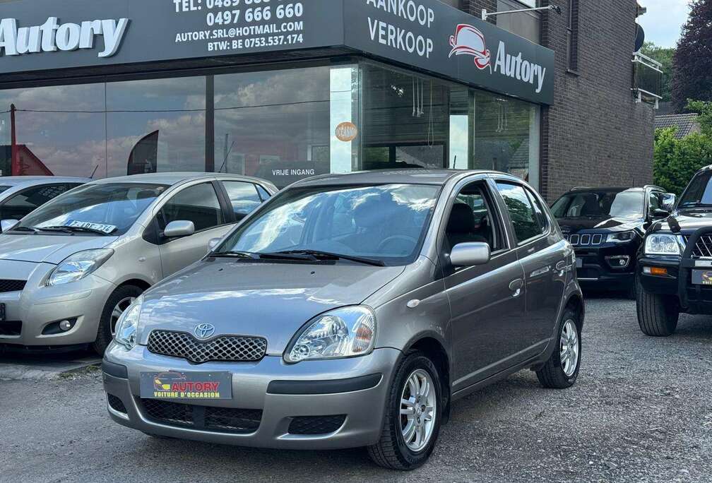 Toyota Yaris 1.0i VVT-i 16v / Car-pass / GARANTIE