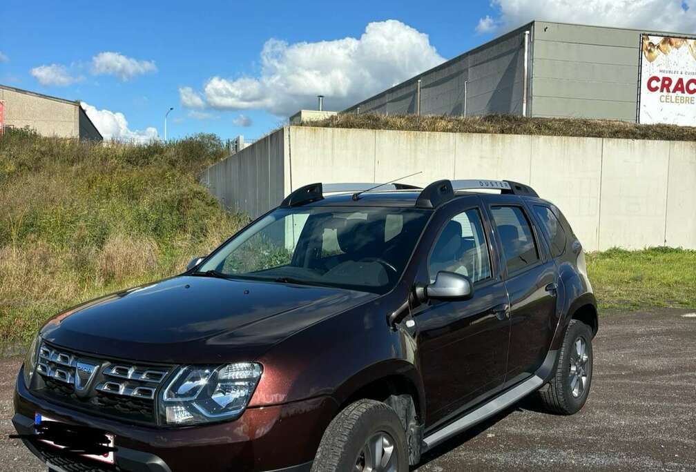 Dacia 1.6i 4x2 Anniversary