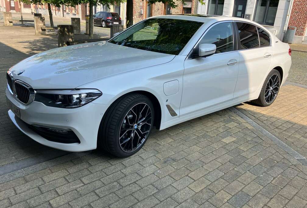 BMW 530eA PHEV Performance