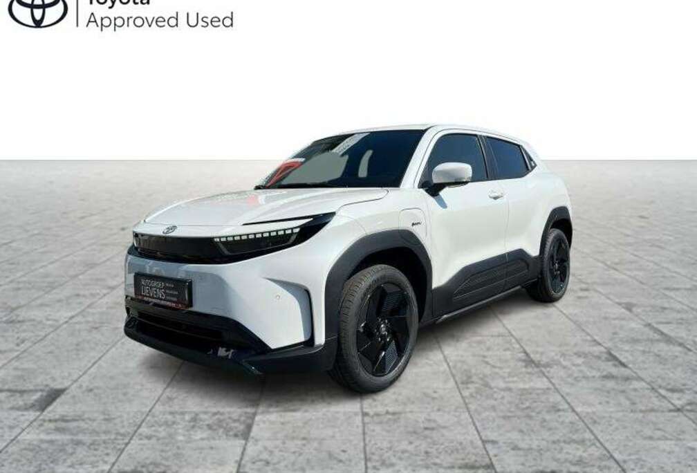 Toyota 61kWh - EXECUTIVE