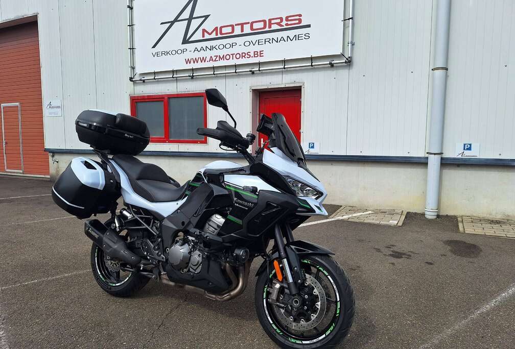 Akrapovic/Carplay/Android/Handvatvw/nieuwstaat/onderhoudshistorie/Nwe banden