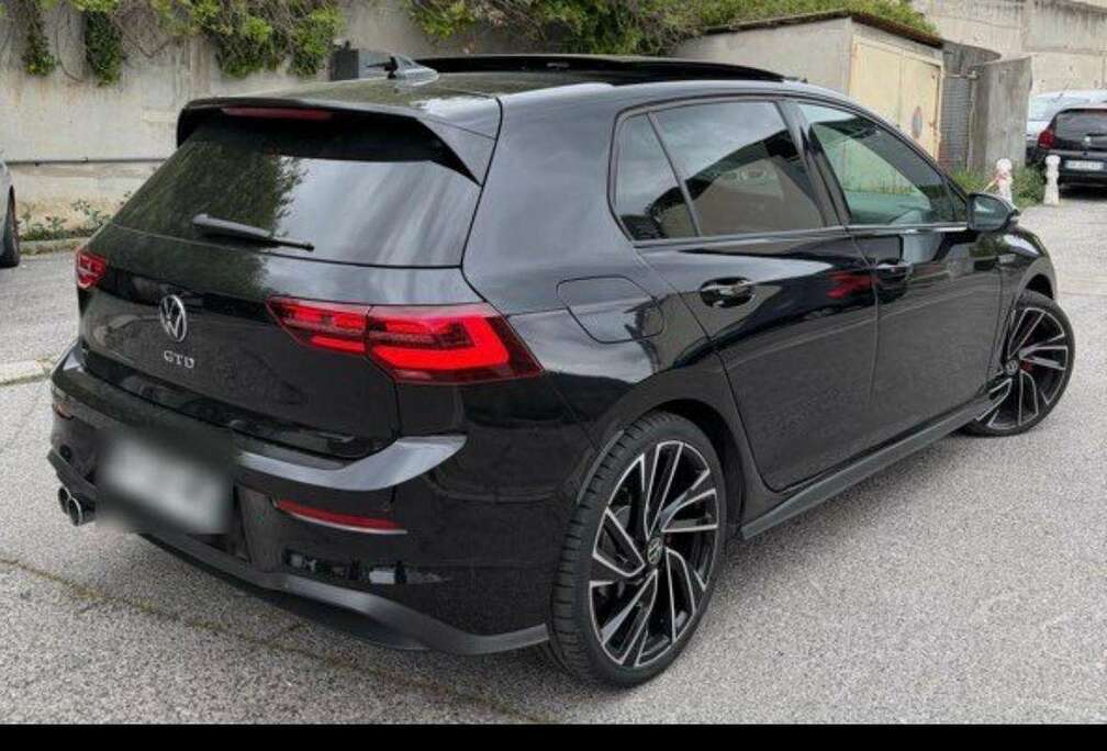 Volkswagen Golf 8 gtd 2022 full options