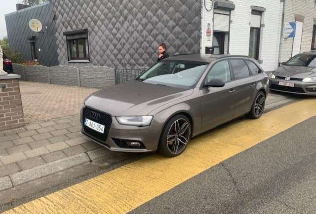 Audi A4 Avant 2.0 TDi ultra SUPERBE!!! GARANTIE 1AN!!!!