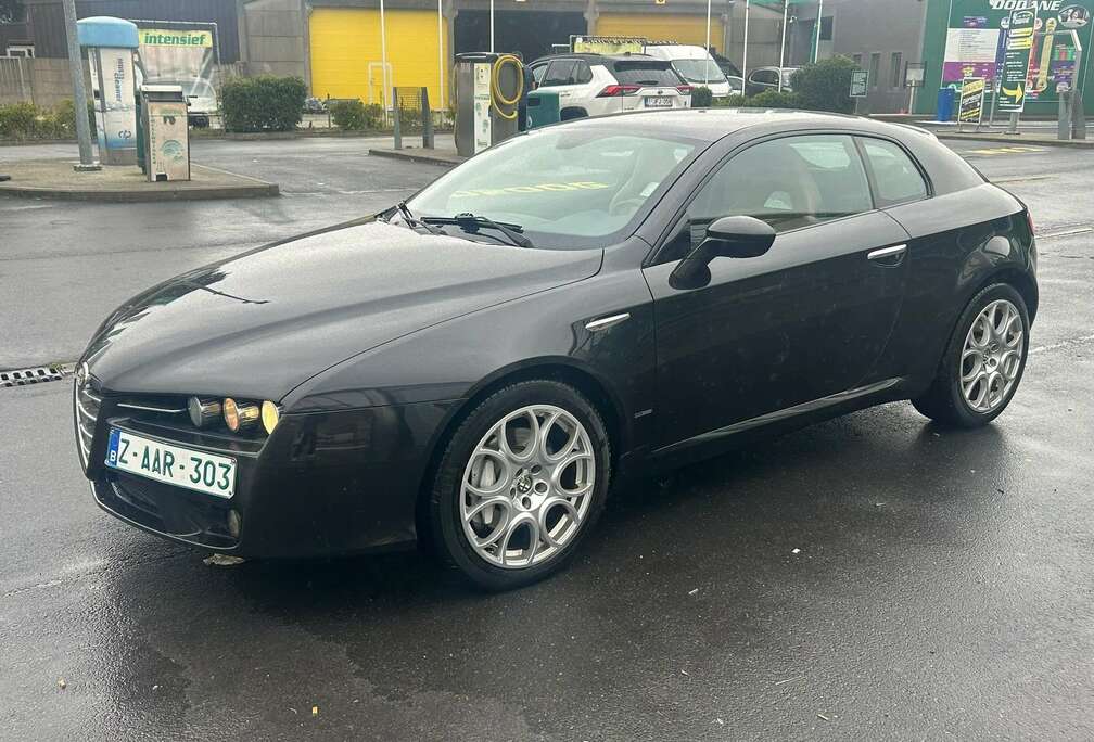 Alfa Romeo 2.4 JTD M-Jet Q-Tronic DPF. AUTOMAAT. 7900 EURO