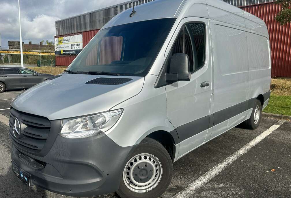 Mercedes-Benz 315 2.0 CDI L2H2 9G tronic