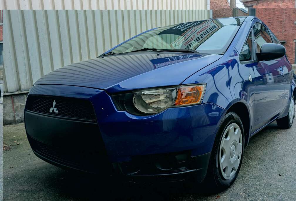 Mitsubishi Colt 1.1i 12v Inform