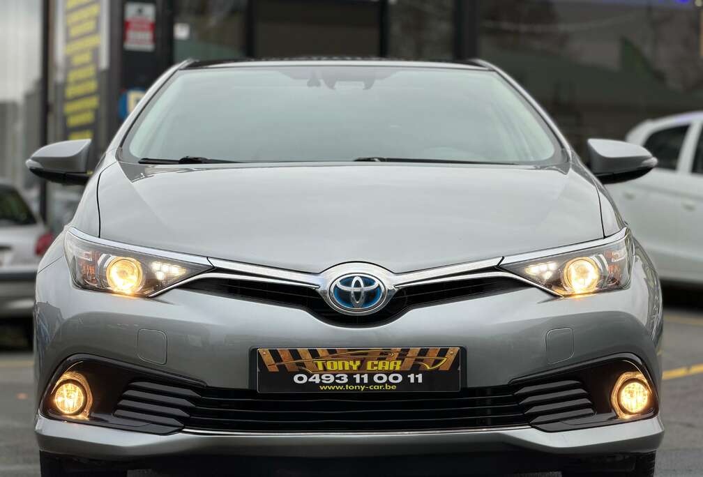 Toyota Auris 1.8i HYBRIDE*NAVI*CAMERA*PANO*LED*