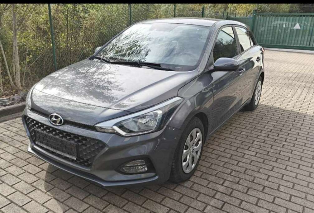 Hyundai TWIST 1.0T 100CV