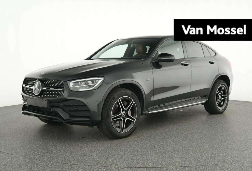 Mercedes-Benz 300de Coupé AMG Line + LEDER + CARPLAY + BURMESTER