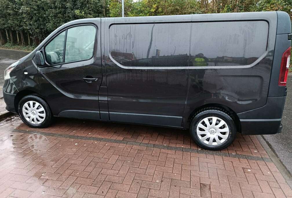 Renault ENERGY dCi 125 L2H1 Formula Edition