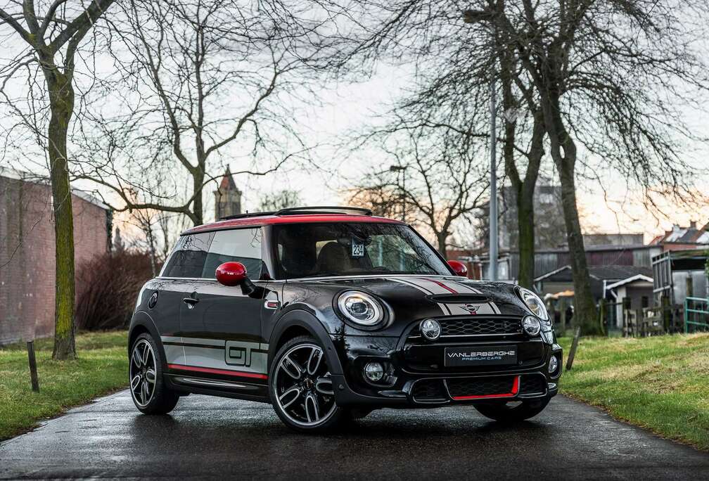 MINI GT Limited Edition * JCW Pack * ACC * Pano * HUD