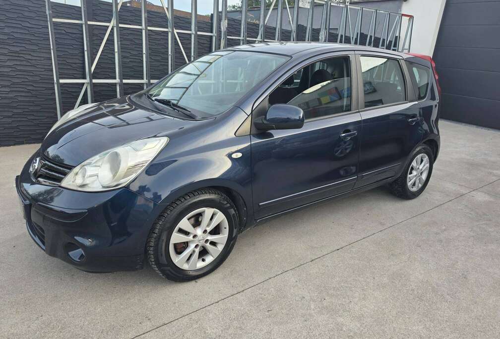 Nissan 1.4i Visia***prete a immatriculer ***