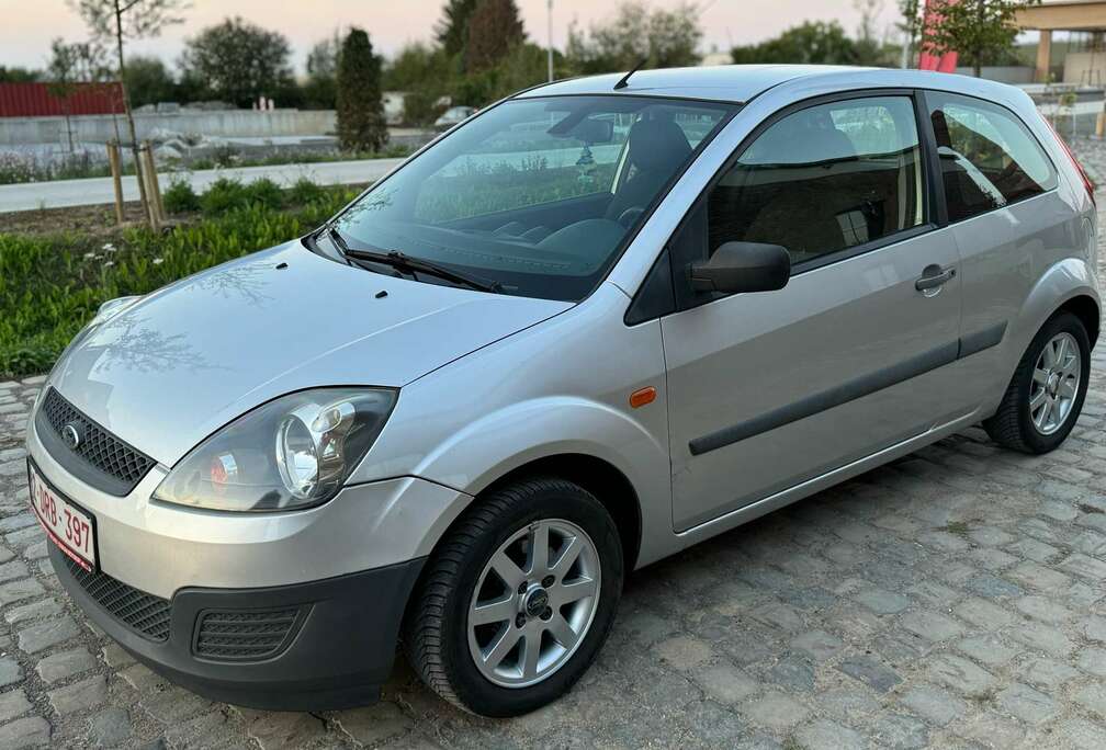 Ford Ford Fiesta 1.3 Benzine Gekeurd Voor Verkoop AIRCO