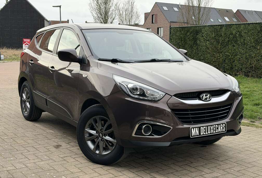 Hyundai 1.6i 2WD Executive