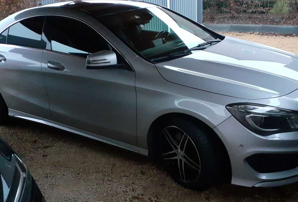 Mercedes-Benz CLA 220 d