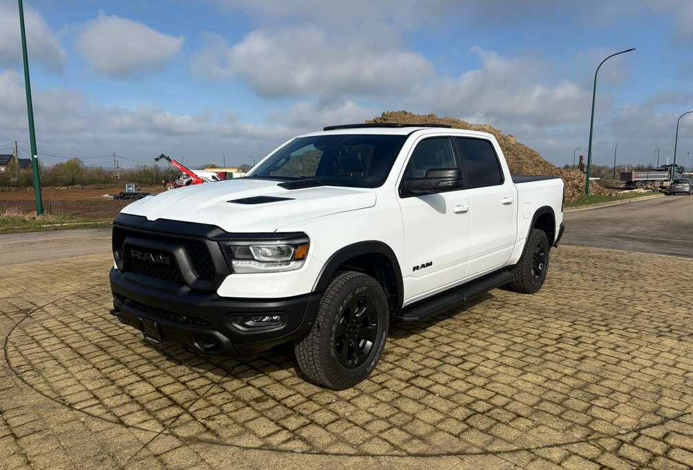 Dodge REBEL G/T / 5.7 HEMI / 61975,21€ htva