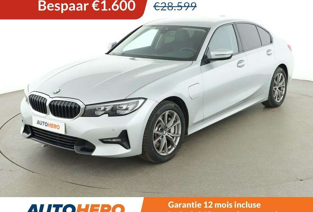 BMW 330e Sport Line