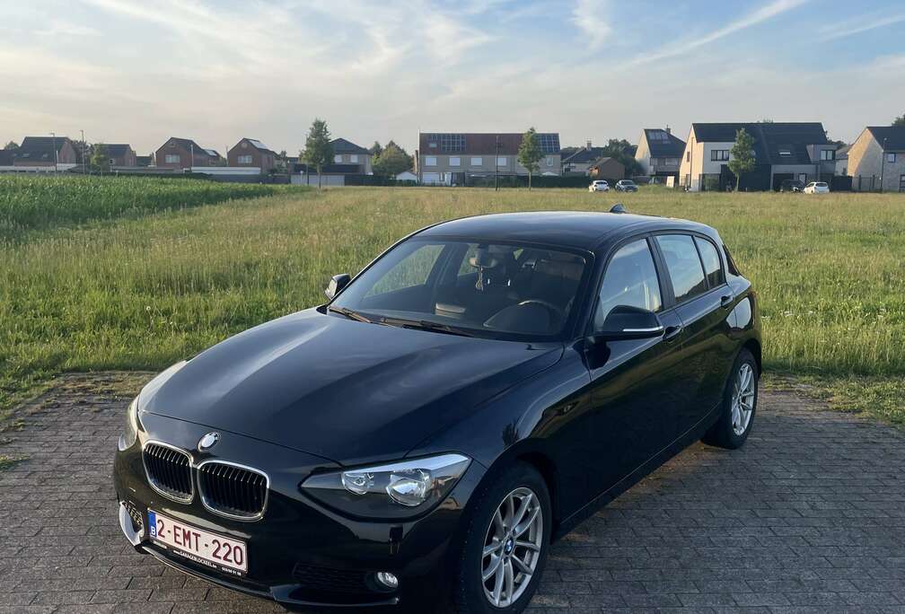 BMW 114I