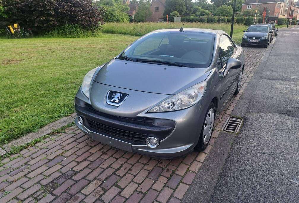 Peugeot 207 CC 1.6i 16v