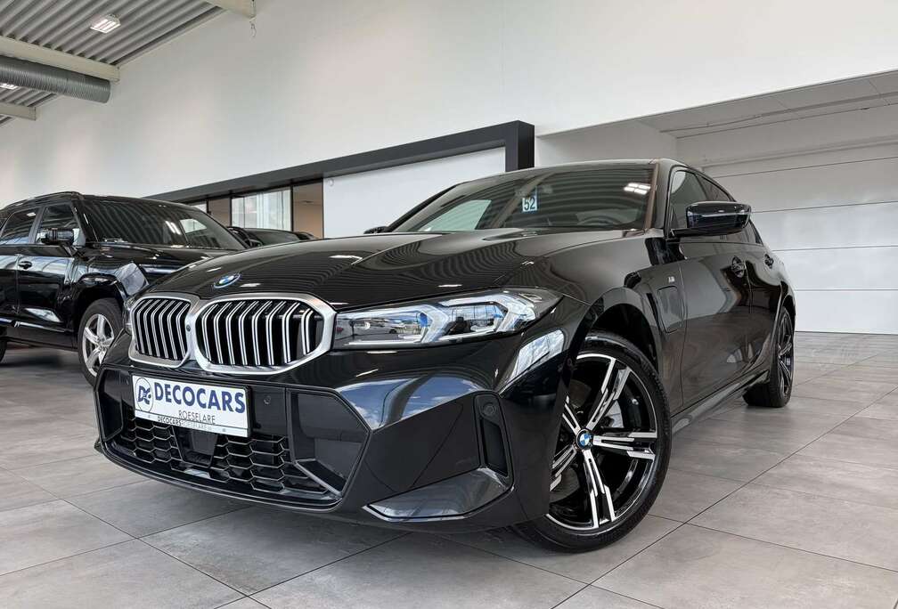 BMW M Pack /  360° Camera / Carplay-Android auto / Memory seats / Head-up Display / Sfeerverlichting /