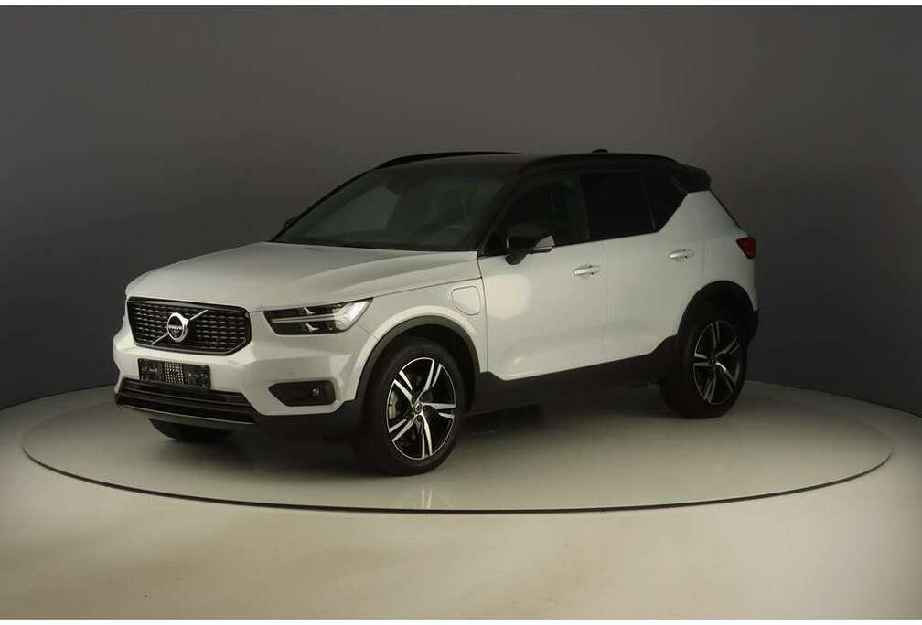 Volvo 1.5T5 Recharge 261pk R-Design
