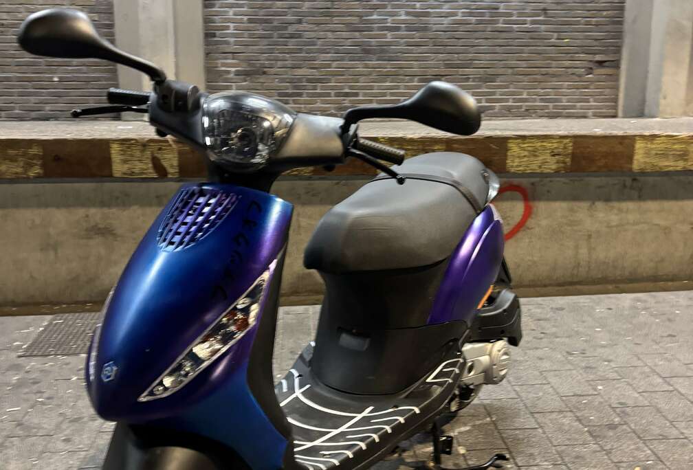 Piaggio 25cc A Klasse Maar Gaat 60