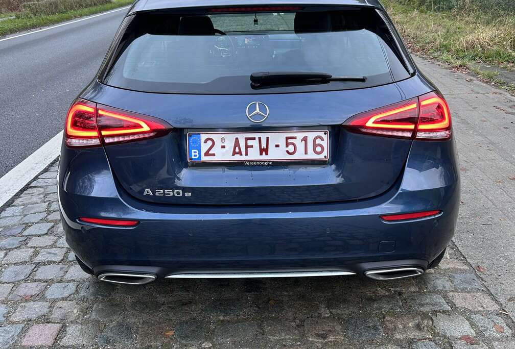 Mercedes-Benz e 8G-DCT