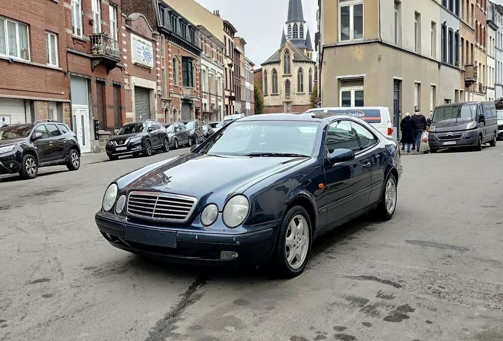 Mercedes-Benz 2.0i Automatic Coupe Sport