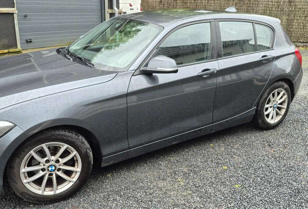 BMW 116 d Checkered Flag