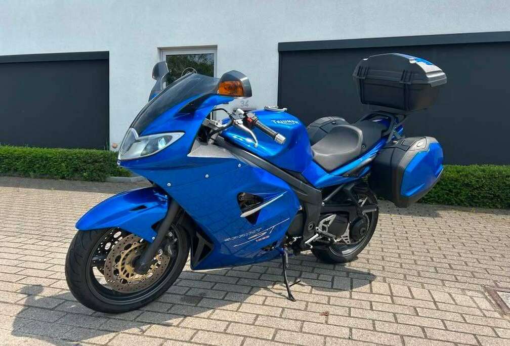 Triumph 1050