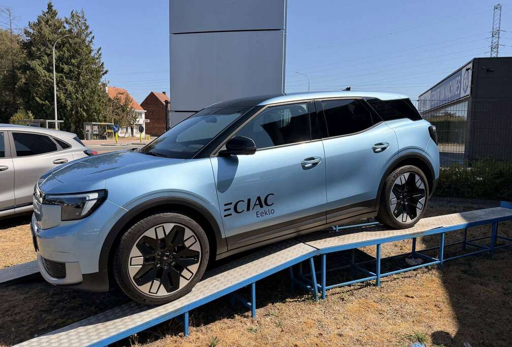 Ford e-Explorer 79 kWh RWD Extended Range Premium Premium